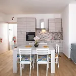 Marea Luxury Private
